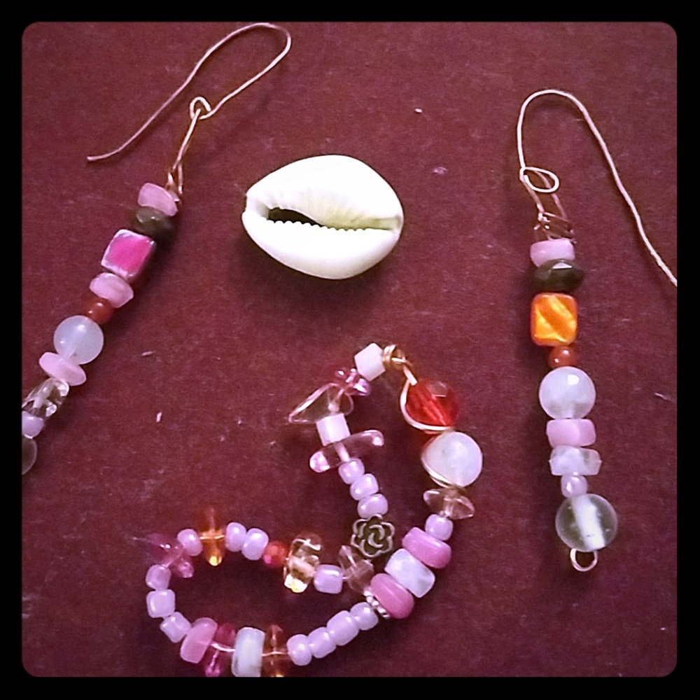 Red Rosy Earring Set
